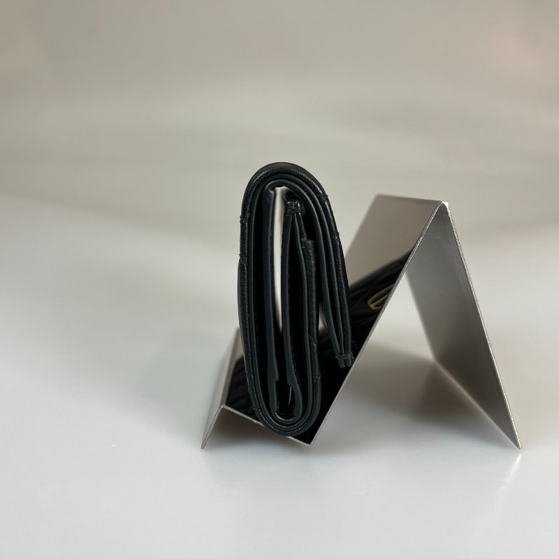 全新品 DIOR  黑CARO三折小短夾-2