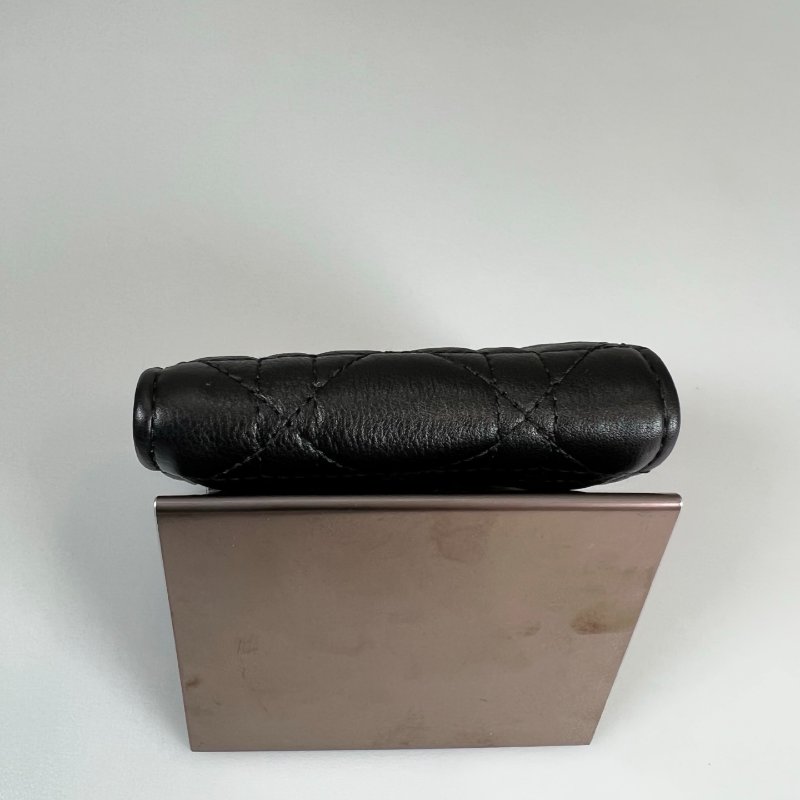 全新品 DIOR  黑CARO三折小短夾-5