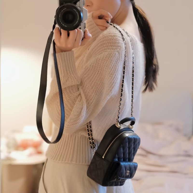 香奈兒Chanel Mini Backpack 黑色荔枝牛皮金釦 雙肩包 小書包 斜揹包-2