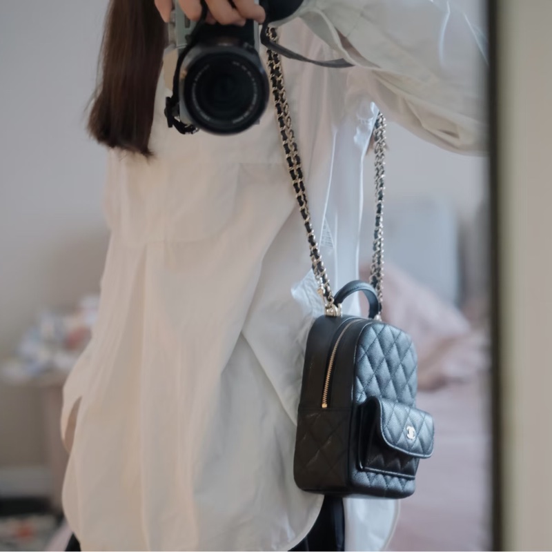 香奈兒Chanel Mini Backpack 黑色荔枝牛皮金釦 雙肩包 小書包 斜揹包-3
