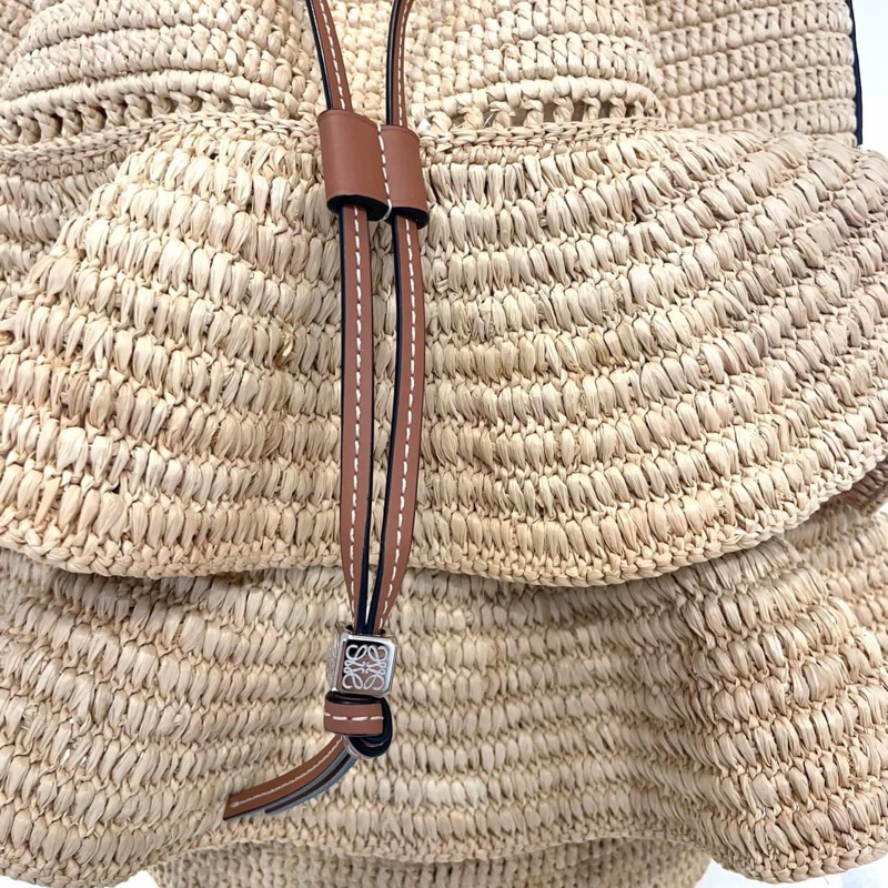 loewe 荷葉 草編 水桶包-15