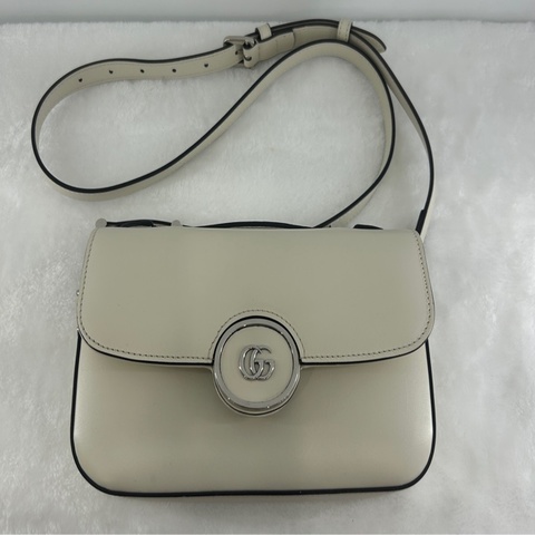 Gucci petite GG迷你肩背包