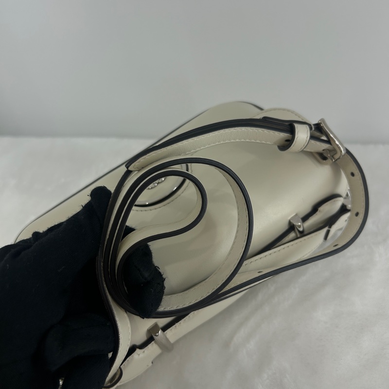 Gucci petite GG迷你肩背包-17