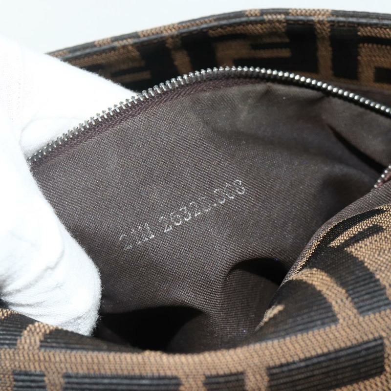 【日本直送】FENDI Zucca帆布Mamma Baguette單肩包 黑色棕色 正品 178067A-11