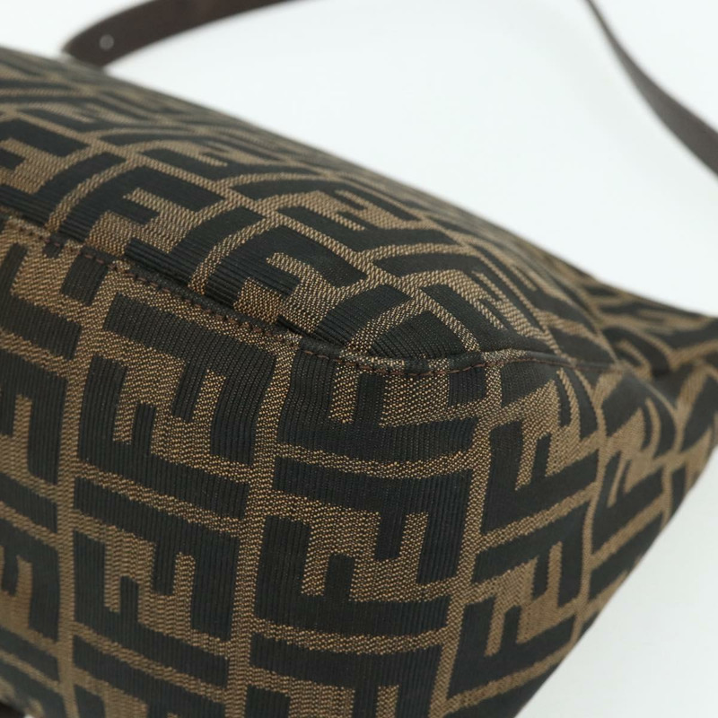 【日本直送】FENDI Zucca帆布Mamma Baguette單肩包 黑色棕色 正品 178067A-14