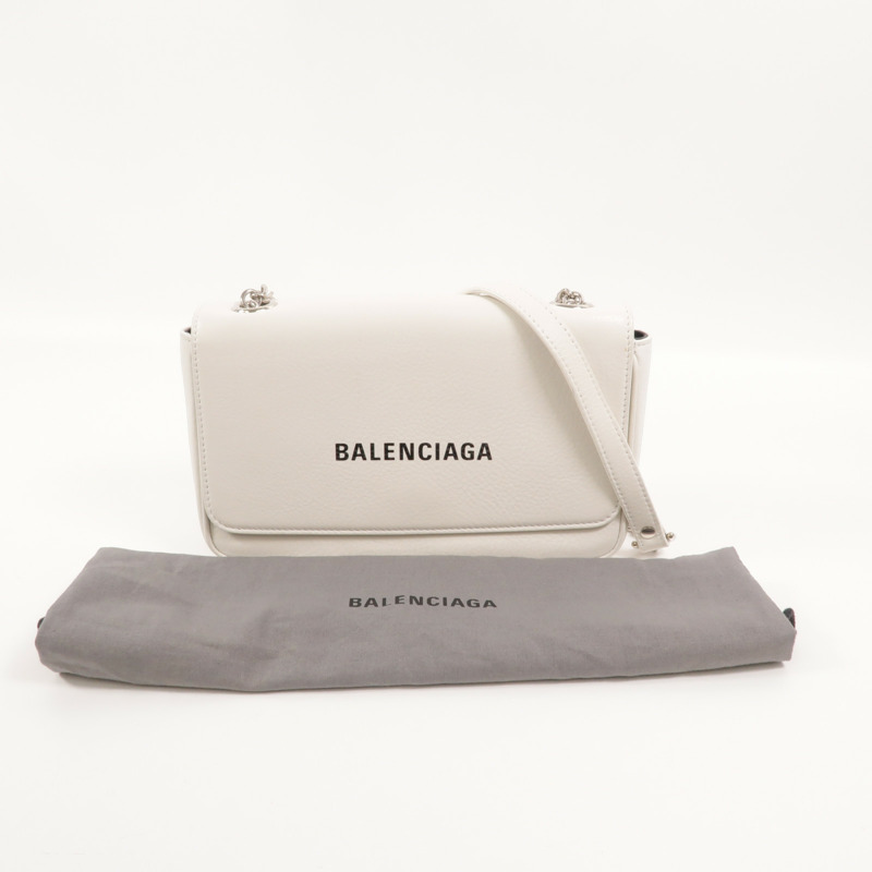 BALENCIAGA 牛皮皮革Everyday鏈帶肩背袋-9
