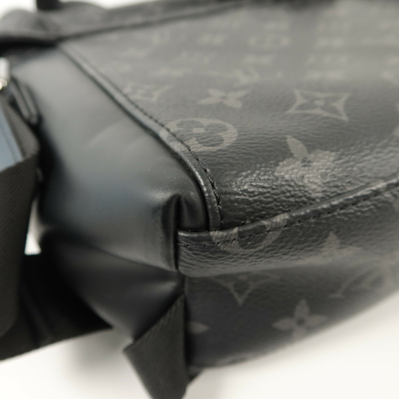LOUIS VUITTON Monogram Eclipse Messenger PM Voyager肩背袋-13