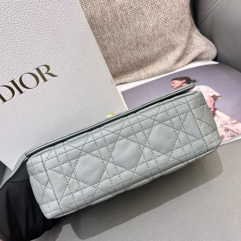 Dior 迪奧 Caro 石灰色柔軟 Cannage 籐格紋小牛皮 金扣-3