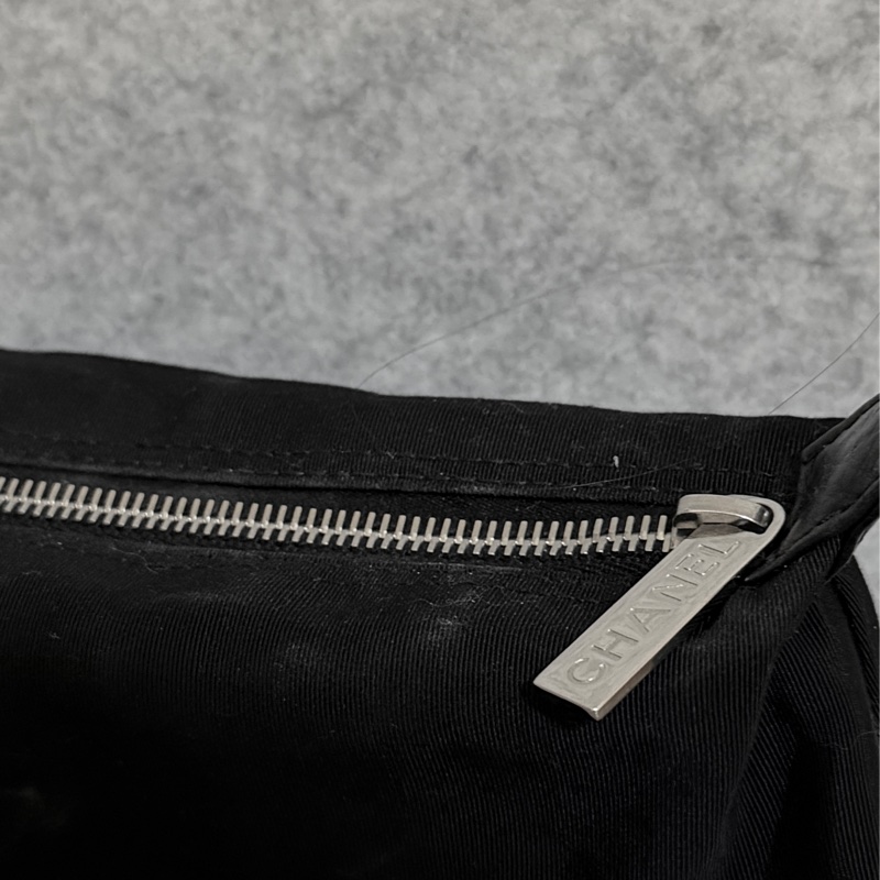 chanel vintage cerf 小號銀扣-11