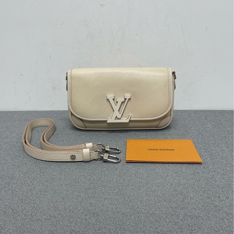 LV /路易威登 98新 buci米白色水波紋 24年票