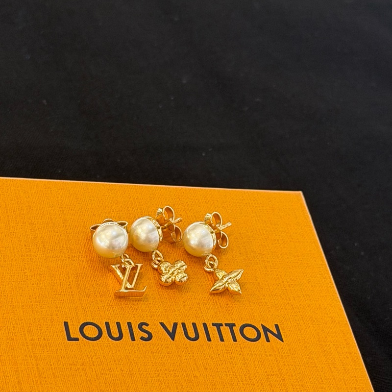 LV Pearl River 字母花花珍珠3隻耳環-6