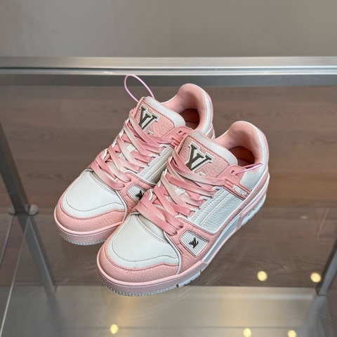 Louis Vuitton LV TRAINER 新款荔枝皮白粉