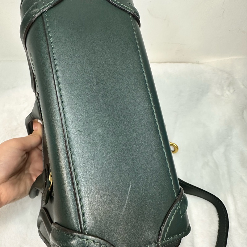 Celine Luggage Nano 深墨綠色光面牛皮兩用包 附肩帶-16