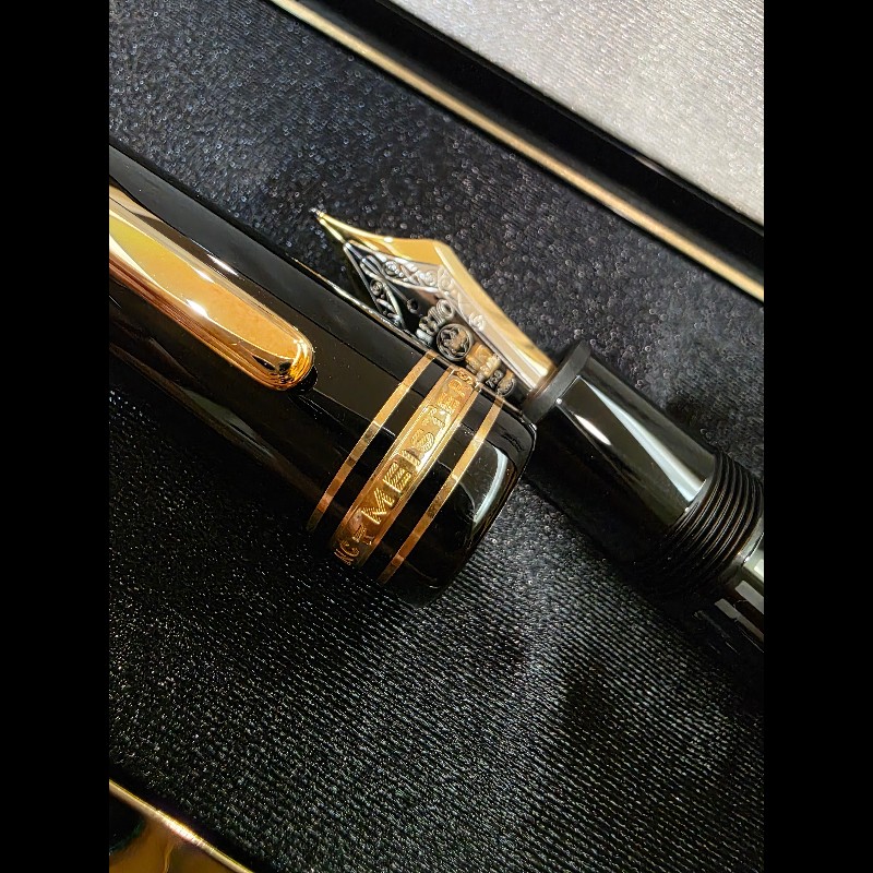 真品 萬寶龍 MONTBLANC MEISTERSTUCK No149 4810 鋼筆 18K 筆尖 黑金 M尖 罕見90年代全套原始包裝-26