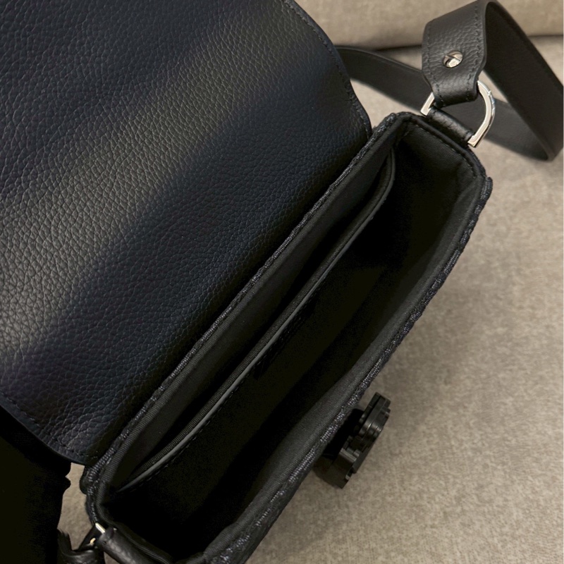 DIOR saddle黑馬鞍mini-8