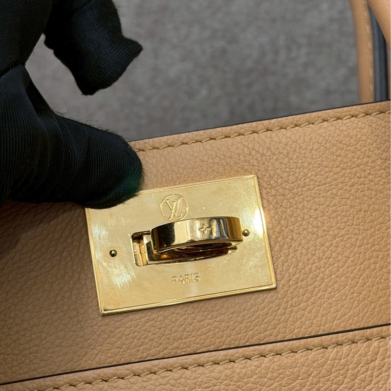 LV on my side大號-8
