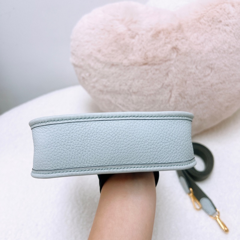 Hermes mini evelyne 伊芙琳聖杯藍金釦 Z-2