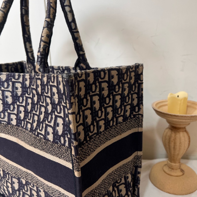 ෆ Dior Book tote老花托特中號-31