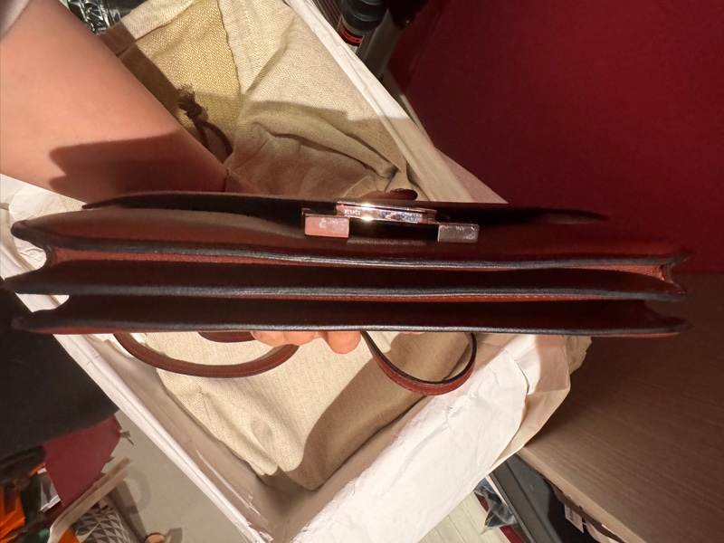 Constance Elan Rouge H Stamp O-11