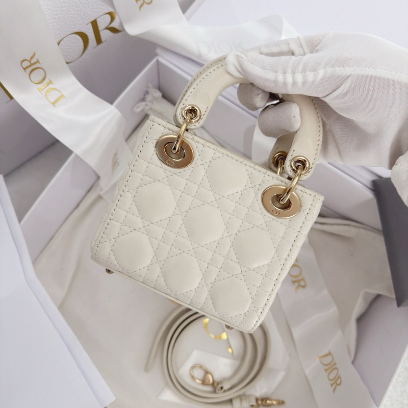 Dior /迪奧 戴妃 白色羊皮金色五金 三格 尺寸：17*15*7 26年4月購買-1