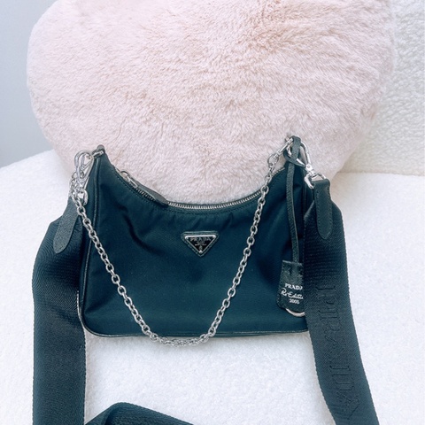 Prada re-edition 2005 黑色尼龍三合一 /腋下斜挎包