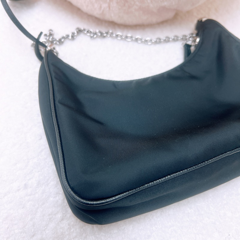 Prada re-edition 2005 黑色尼龍三合一 /腋下斜挎包-7