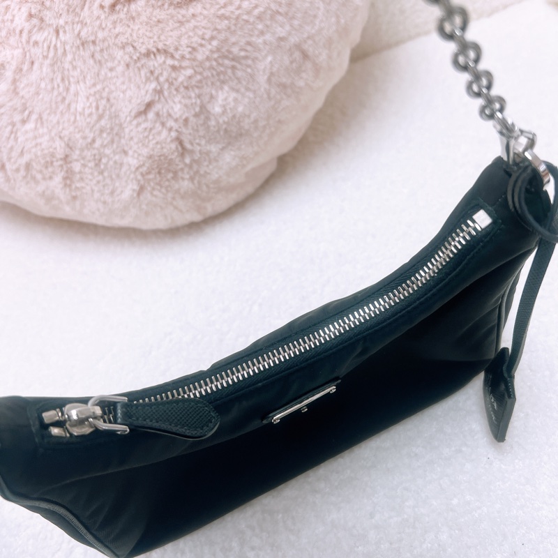Prada re-edition 2005 黑色尼龍三合一 /腋下斜挎包-10