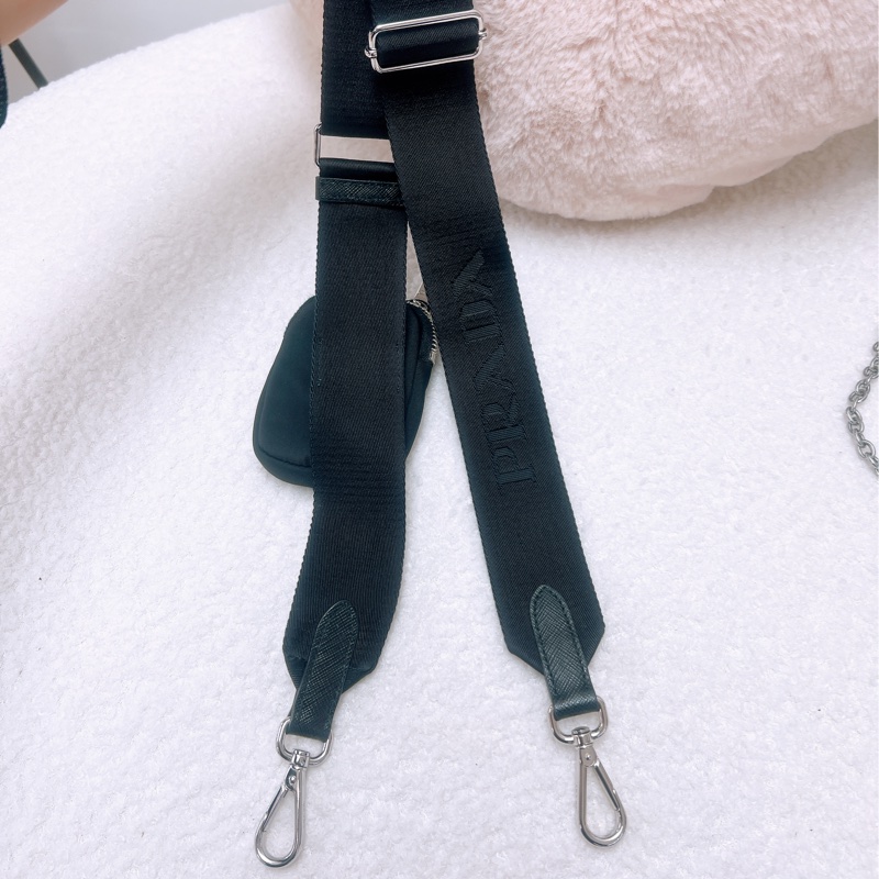 Prada re-edition 2005 黑色尼龍三合一 /腋下斜挎包-13