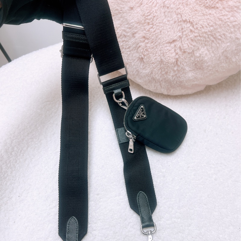 Prada re-edition 2005 黑色尼龍三合一 /腋下斜挎包-14