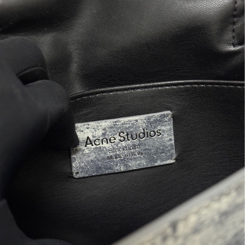 acne studios新款亮粉廢土蝴蝶結包-5