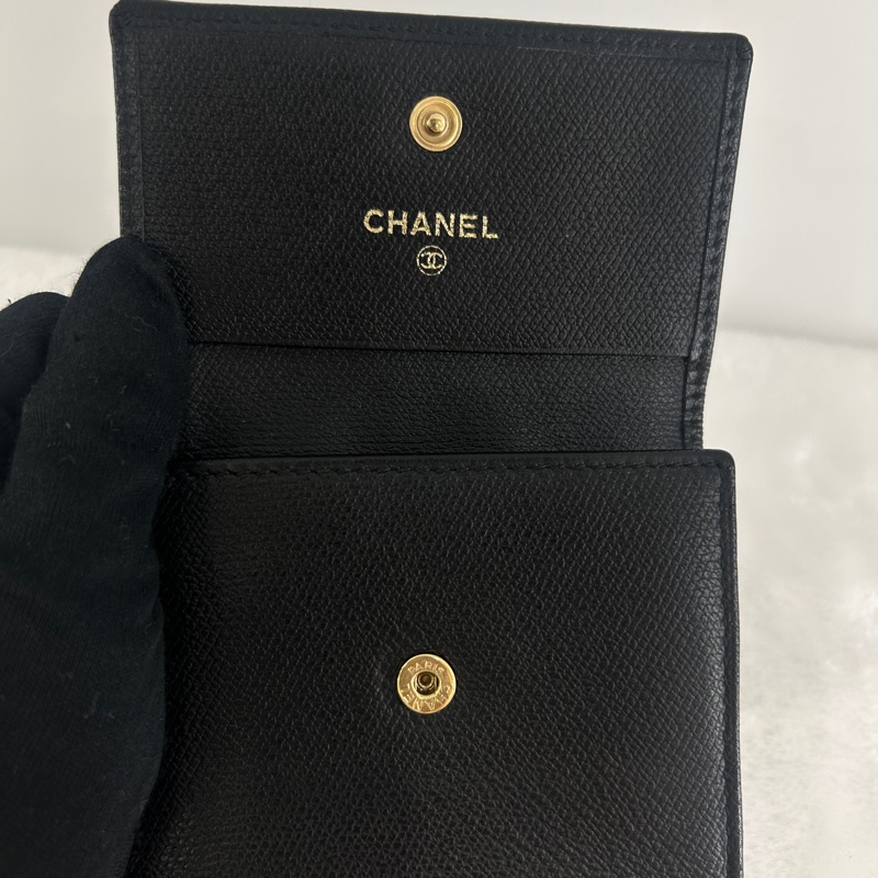 Chanel A200902 小牛皮附零錢袋短夾-9