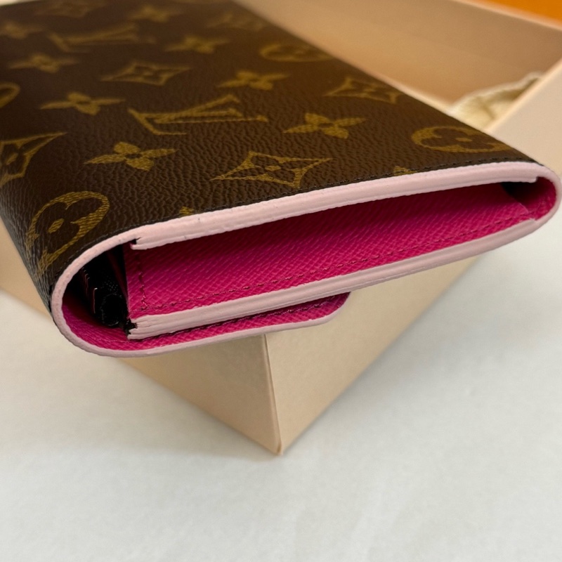 Louis Vuitton 路易威登老花粉色小花錢包 尺寸：19*9  18年編碼-8