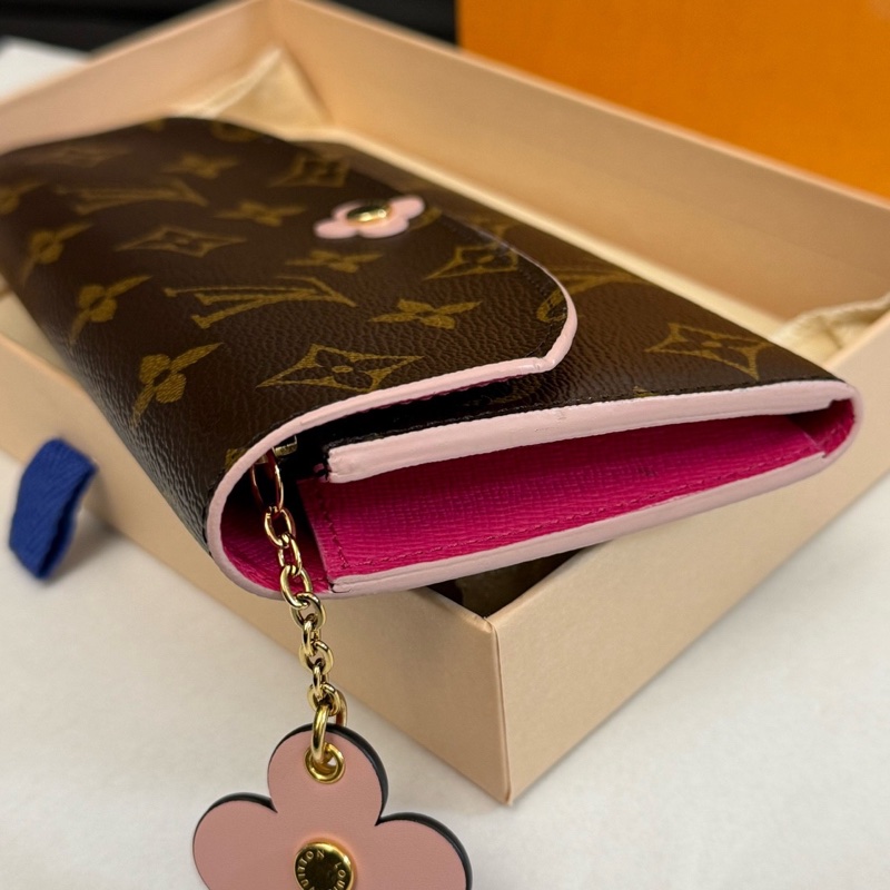 Louis Vuitton 路易威登老花粉色小花錢包 尺寸：19*9  18年編碼-9