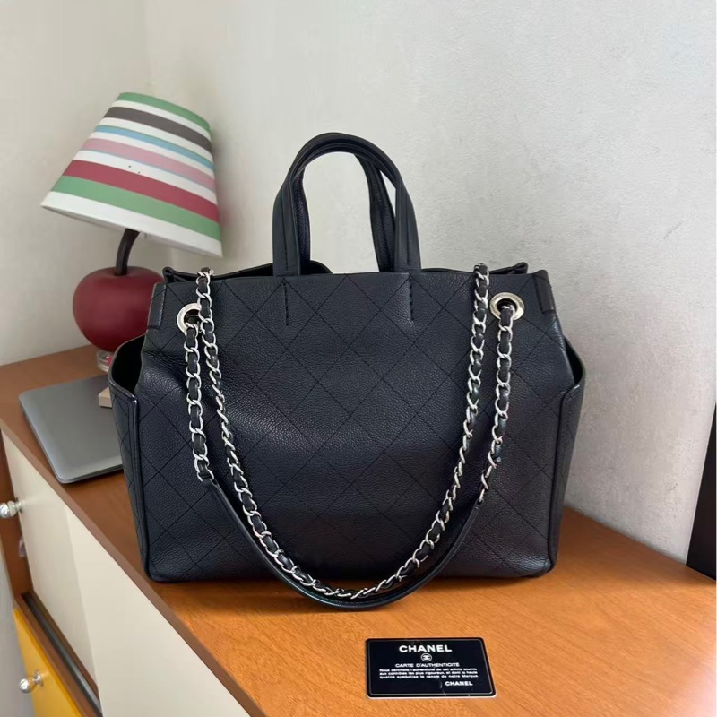 CHANEL 黑色銀扣菱格紋手提托特包 26*24*11 98新配件塵袋-1