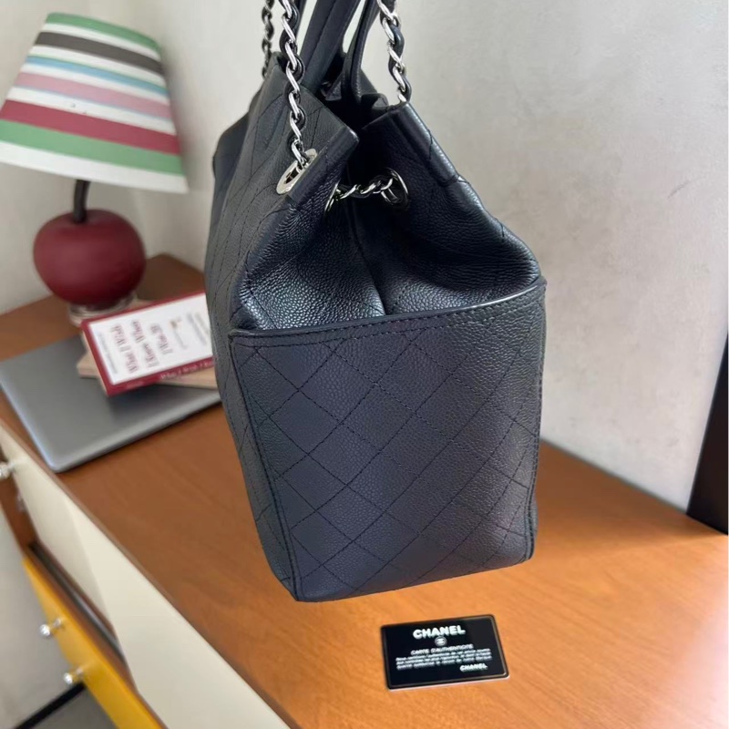 CHANEL 黑色銀扣菱格紋手提托特包 26*24*11 98新配件塵袋-3