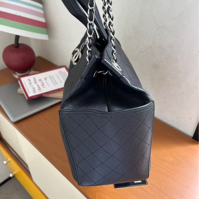CHANEL 黑色銀扣菱格紋手提托特包 26*24*11 98新配件塵袋-5