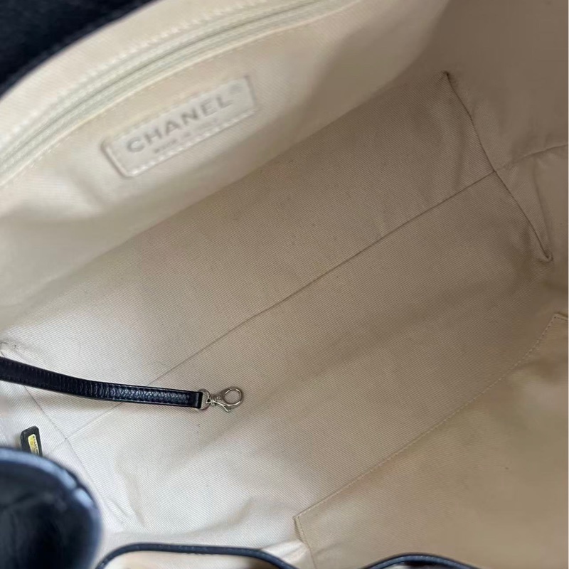 CHANEL 黑色銀扣菱格紋手提托特包 26*24*11 98新配件塵袋-8