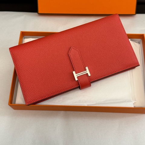閒置未使用Hermes愛馬仕 Bearn紅色長款錢包 Epsom皮T刻 有盒子錢夾 尺寸：17×9cm