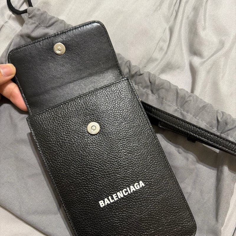 Balenciaga 黑色手機包-2