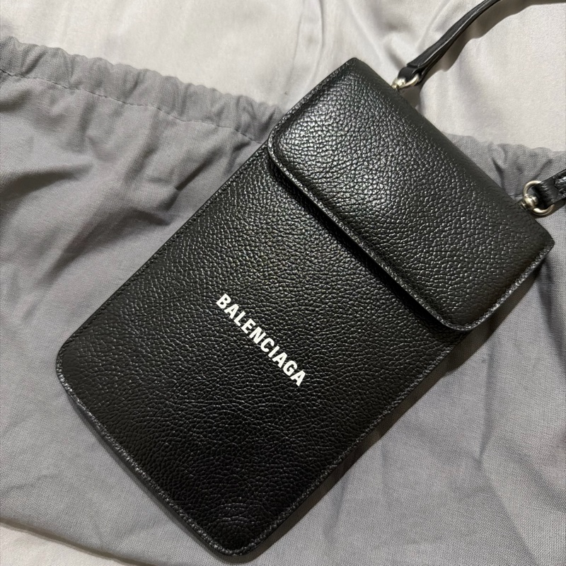 Balenciaga 黑色手機包-6