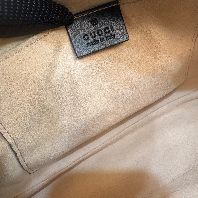 Gucci 黑金馬夢系列相機包 大款 長夾可放-4