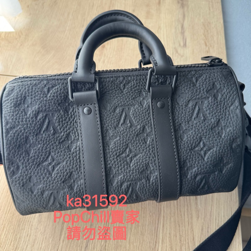 LV LOUIS VUITTON Keepall 25 (M20900) Monogram 皮革 壓紋 壓花 牛皮 黑色 黑壓紋 黑壓花-4