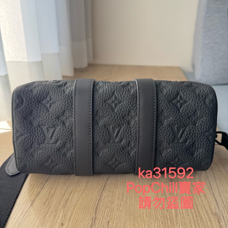 LV LOUIS VUITTON Keepall 25 (M20900) Monogram 皮革 壓紋 壓花 牛皮 黑色 黑壓紋 黑壓花-5