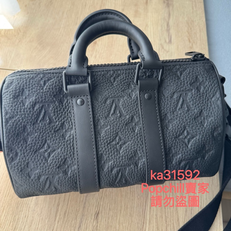 LV LOUIS VUITTON Keepall 25 (M20900) Monogram 皮革 壓紋 壓花 牛皮 黑色 黑壓紋 黑壓花-4