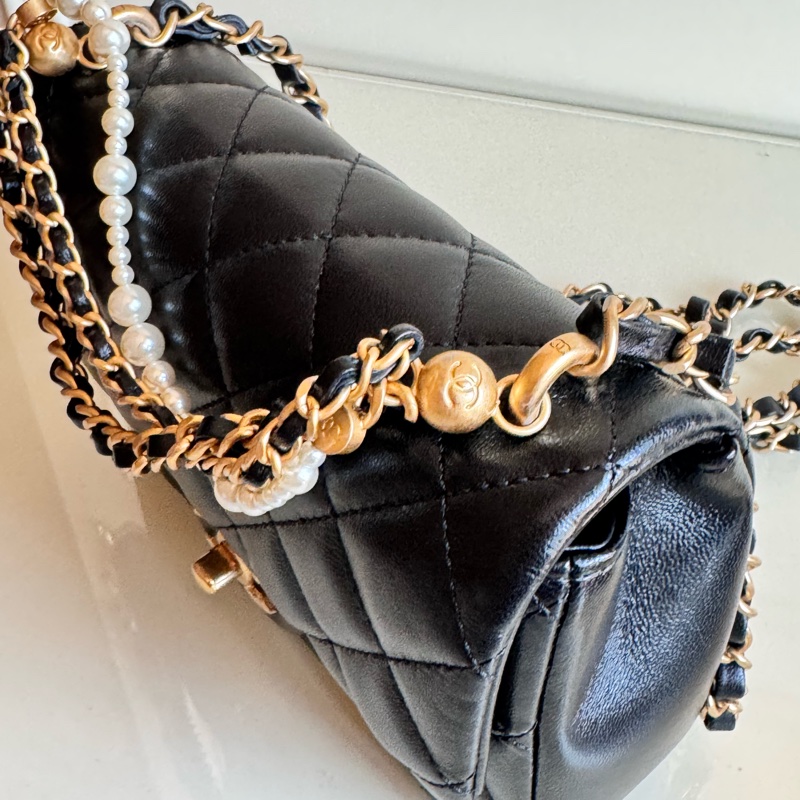 CHANEL 珍珠鏈條翻蓋包mini 17cm-2