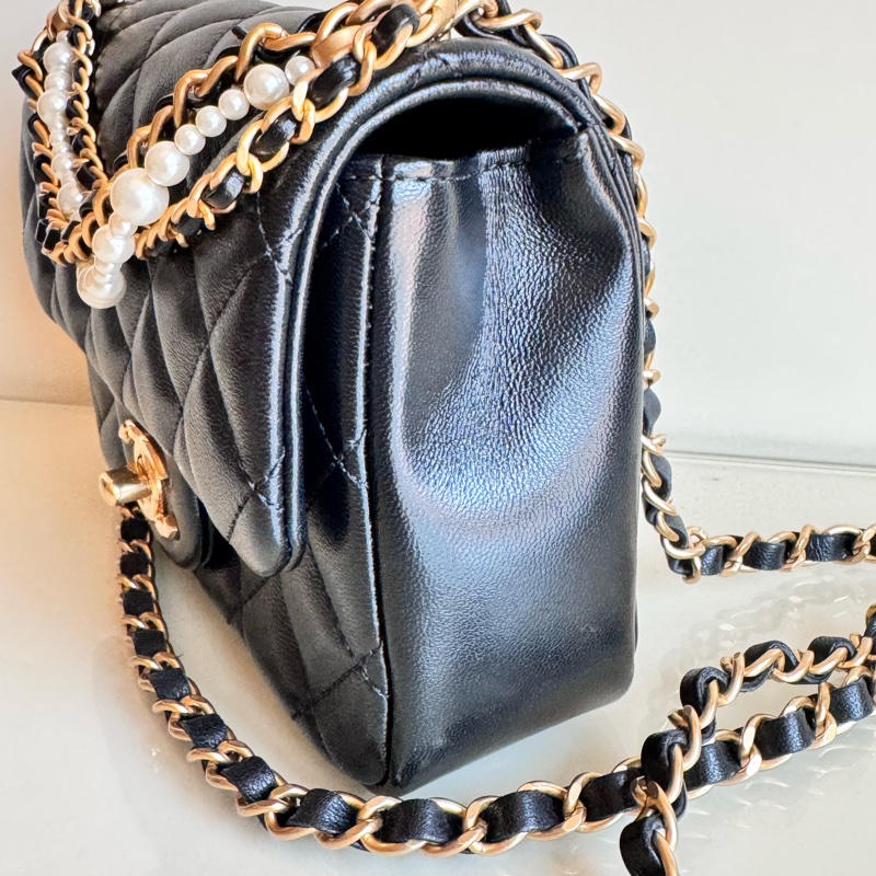 CHANEL 珍珠鏈條翻蓋包mini 17cm-4