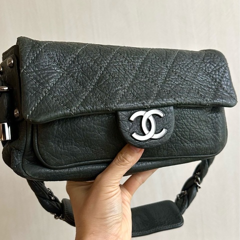 🩵MYMluxurybag🩵 稀有Chanel 23cm 全皮肩背袋 手提袋