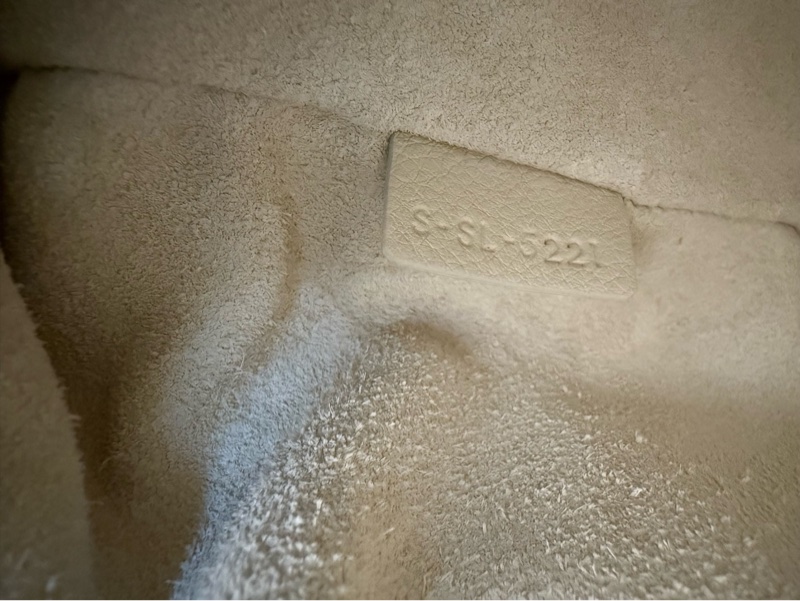 99新 賽琳celine Romy奶油白腋下包小牛皮-7