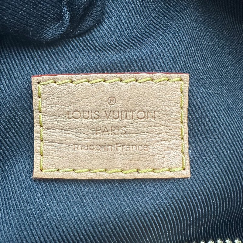 【美收精品】LOUIS VUITTON 經典老花腰包 M43644 C-444【隔月月中將轉賣至日本 上架期限30天】-9