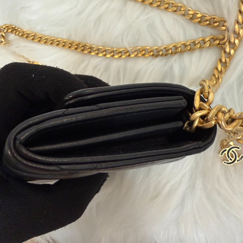 CHANEL 22SS迷你黑色琺琅金扣羊皮鍊條包 99新配件盒子塵袋保卡-4